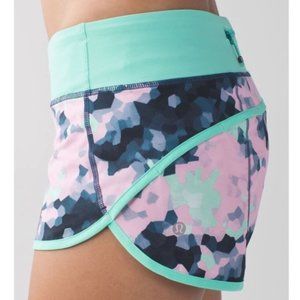 NWT Lululemon Clouded Dreams Speed Shorts, SZ 4